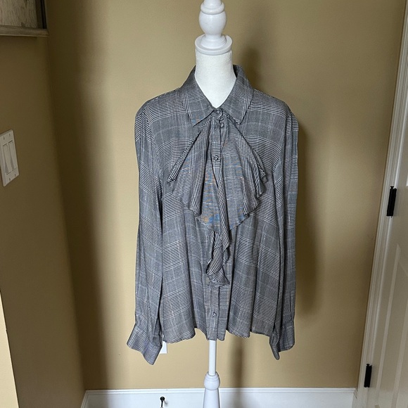 Zara Gray Plaid Blouse with Bow Detail - Picture 1 of 5